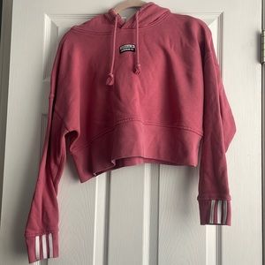 Gently used no stains womens crop addias sweatshirt size medium